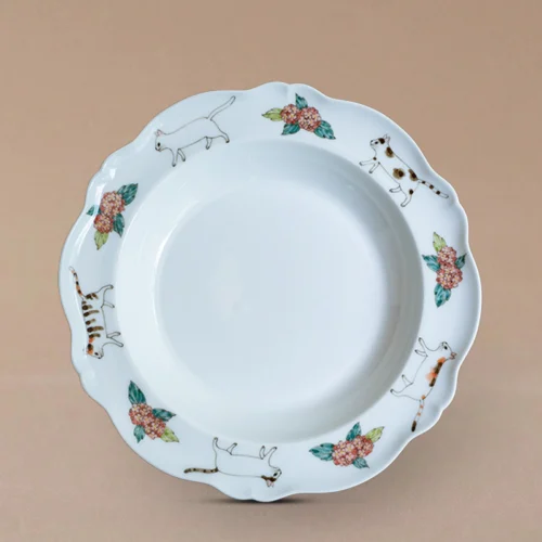 Hand-Painted Underglaze Cat & Hydrangea Scalloped Ceramic Plate